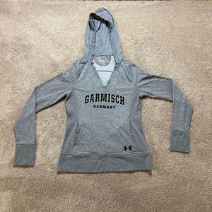 Women’s Under Armour Semi-Fitted Hoodie Size Medium